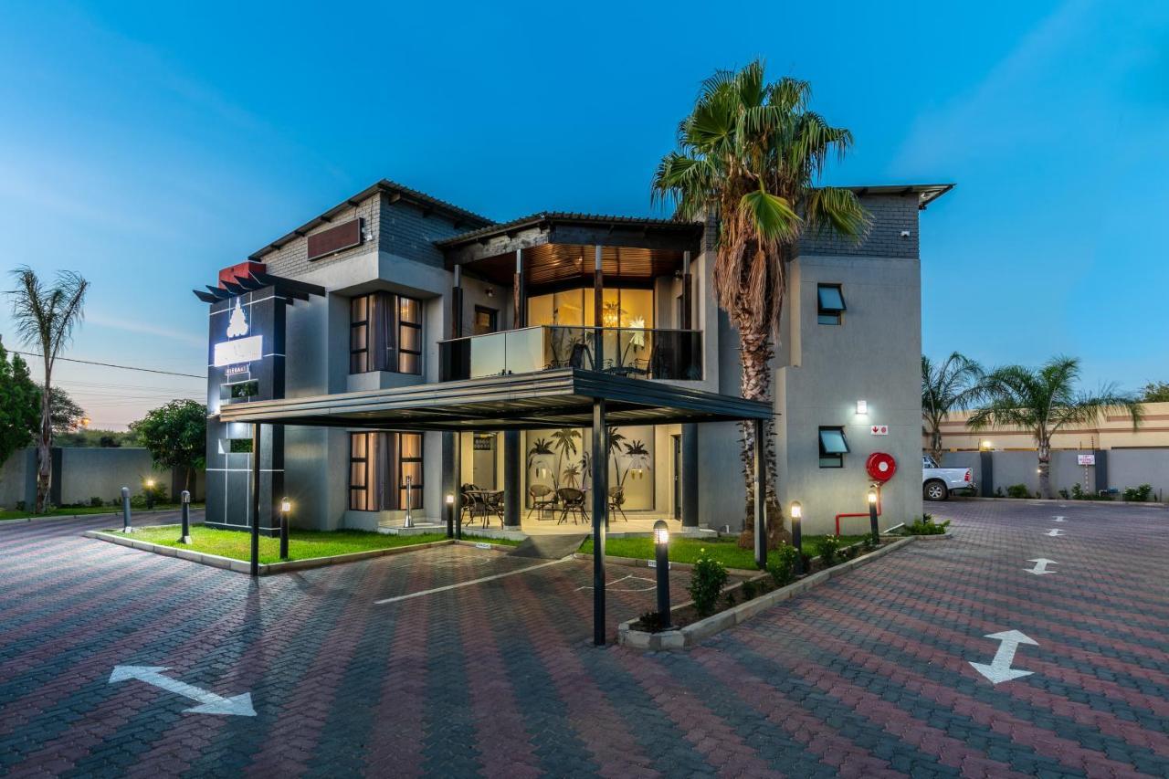 The Melva Guest House Γκαμπορόνε Εξωτερικό φωτογραφία